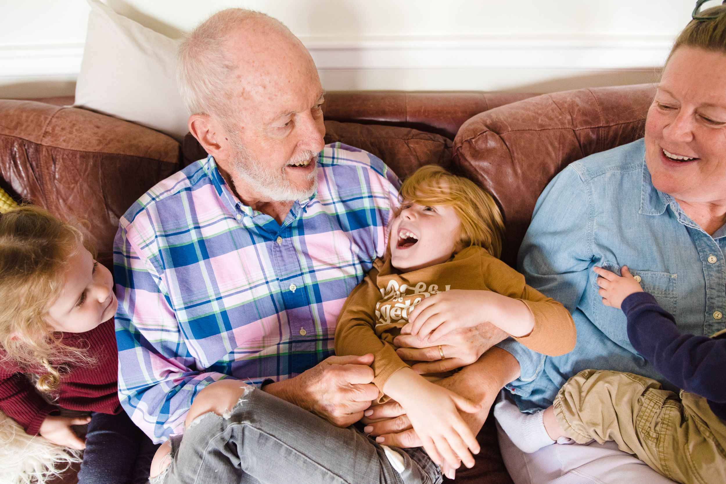 Memphis family photographer captures legacy moments with grandparents who want photos with their grandchildren.
