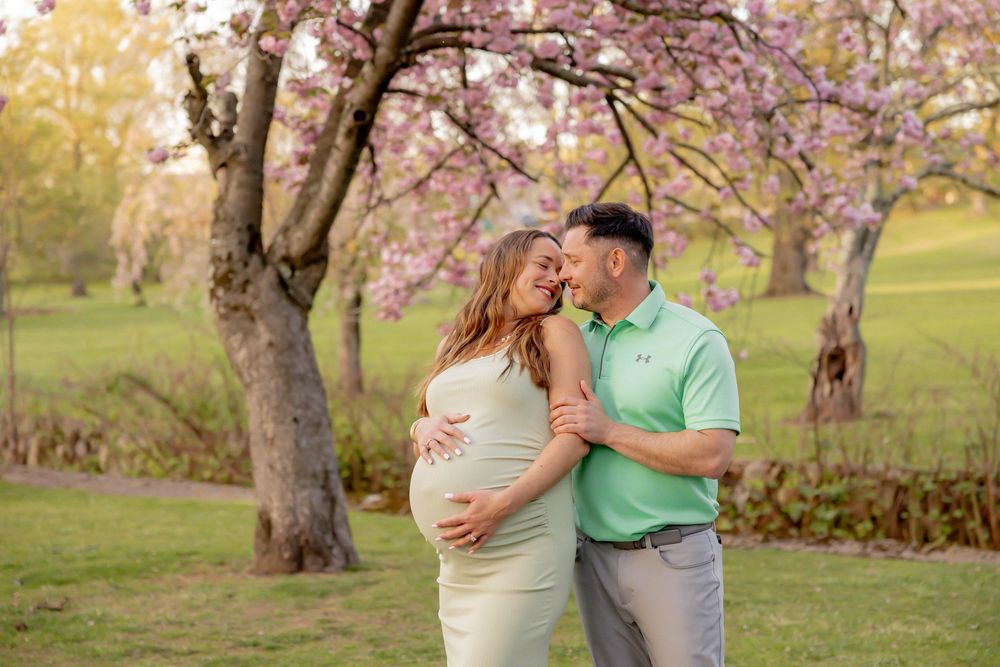 New Jersey Maternity Photographer - Cherry Blossom Photoshoot at Verona Park in Verona, NJ
