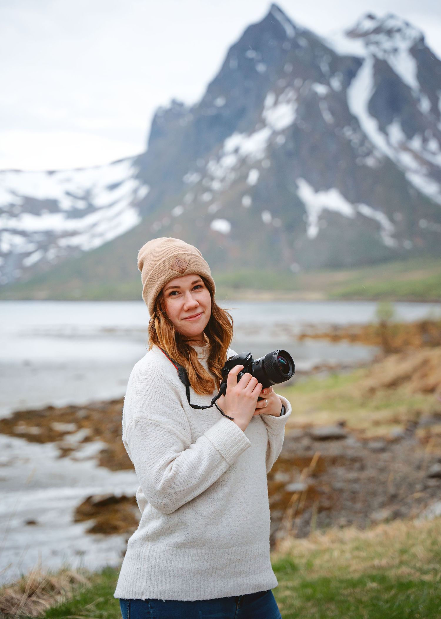 Elopement photographer in lofoten, Norway. Elopement wedding. Wedding photographer Norway. Elopement Sweden. Photographer
