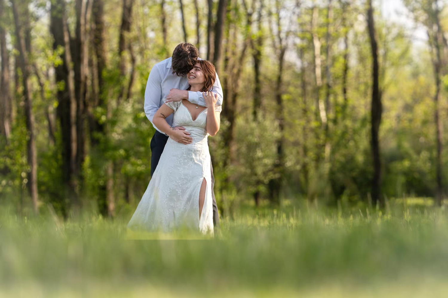 romantic ALUM CREEK BEACH ENGAGEMENT photo