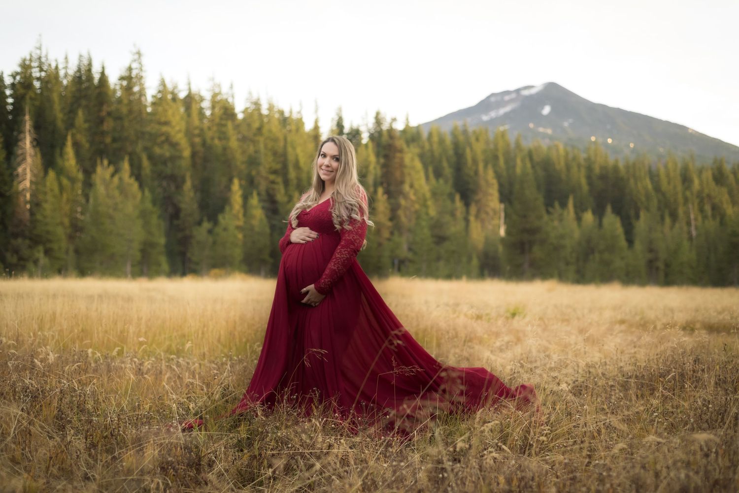 Maternity Photographer,  Central Oregon,  Cascade Lakes,  Mt Bachelor,  Sparks Lake,  Bend Oregon,