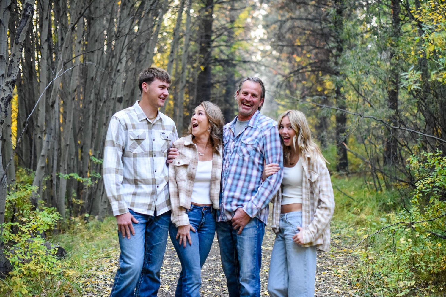 Family Photographer,  Bend Oregon,  Central Oregon,  Oregon, Pacific Northwest,  Sisters,  Sunriver, Tumalo Falls. Redmond.
