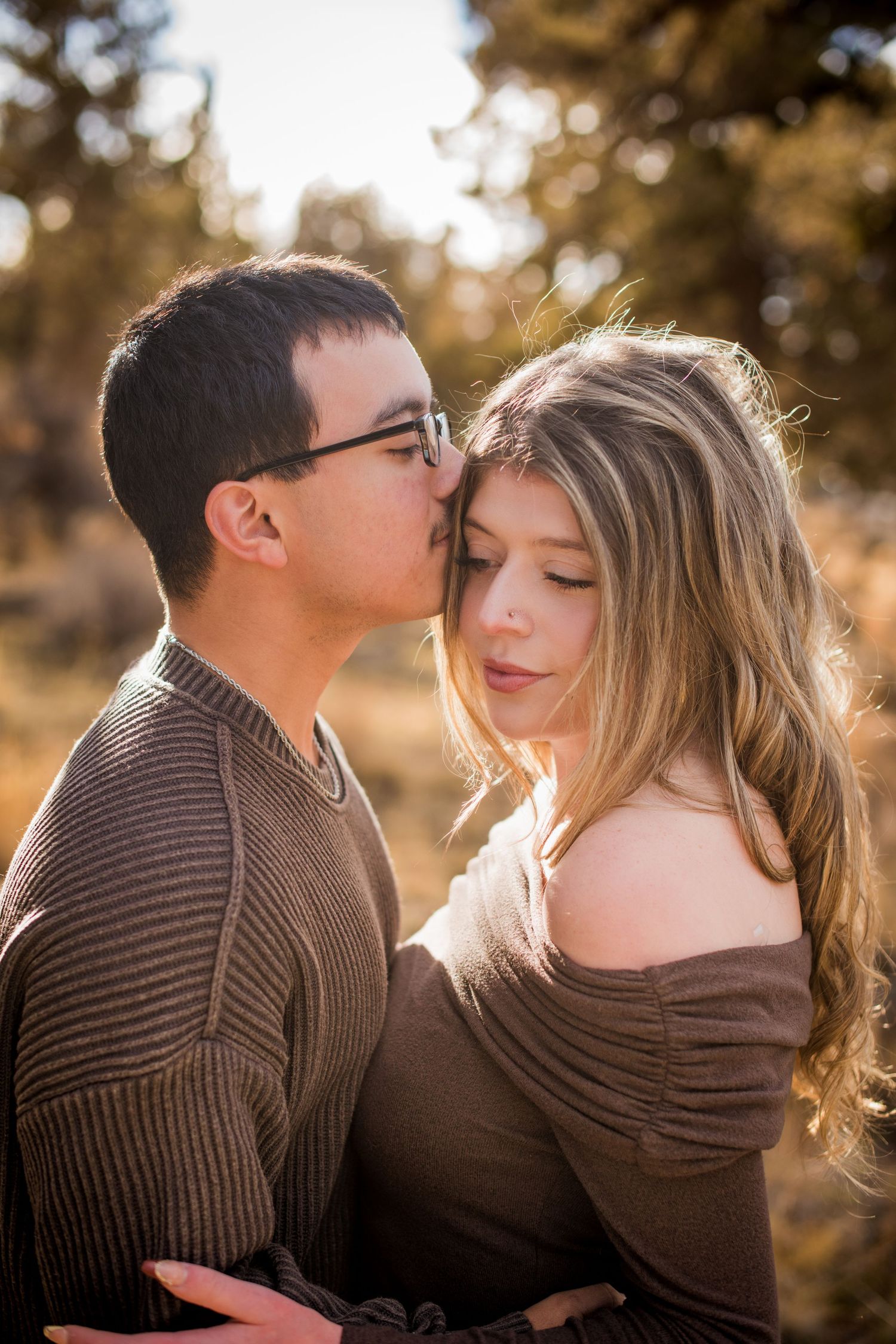 Engagement Photographer, Bend Oregon,  Central Oregon,  Redmond Oregon,  Sisters Oregon,  Sunriver Oregon.  Pacific Northwest.