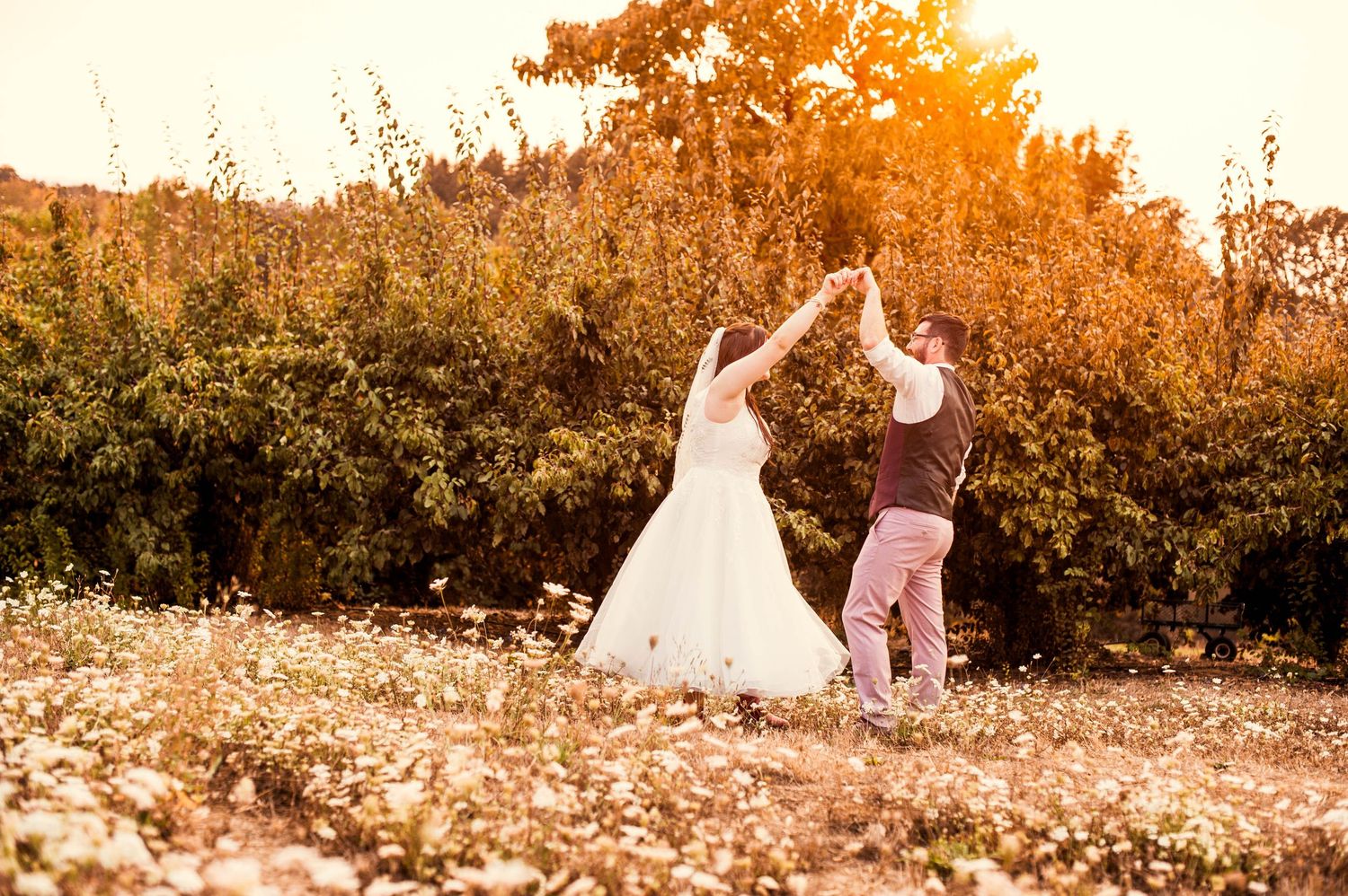 Wedding Photographer,  Salem Oregon,  Central Oregon, Bend Oregon,  Eugene Oregon