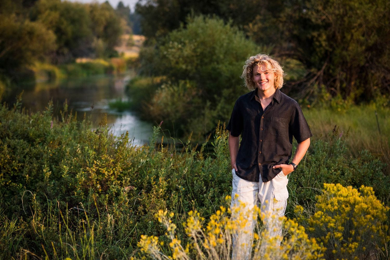 Senior Portrait Photographer, Senior Picture Photographer,  Bend Oregon, Central Oregon,  Sunriver Oregon, Redmond Oregon.