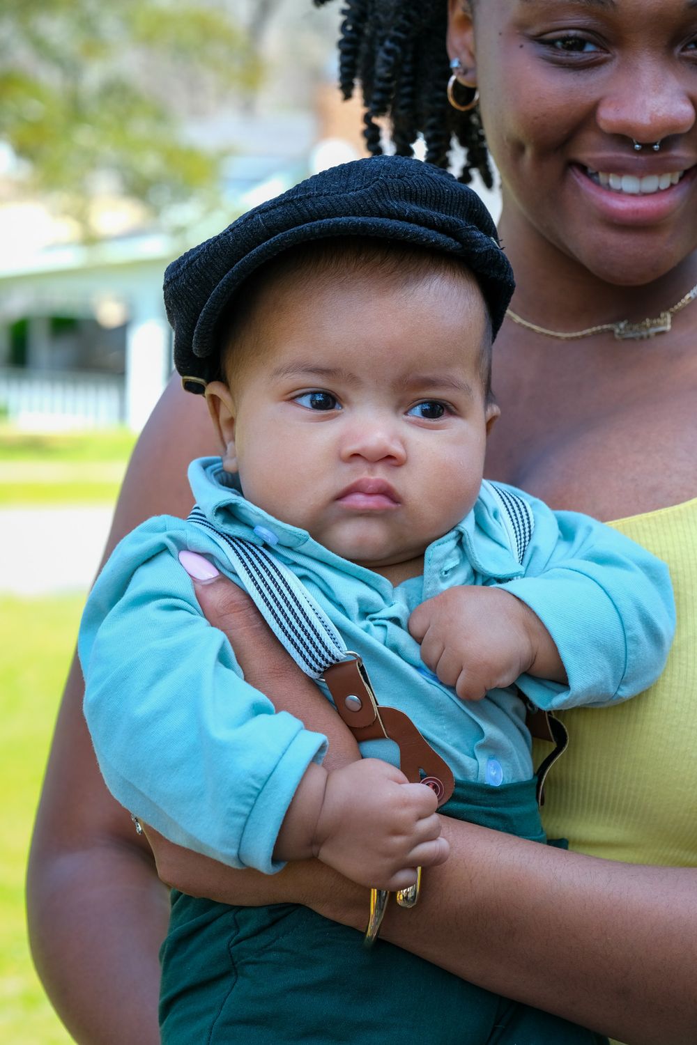 Family photography. Casual relaxed family photoshoot. Baby and Family. Cute baby photography.
