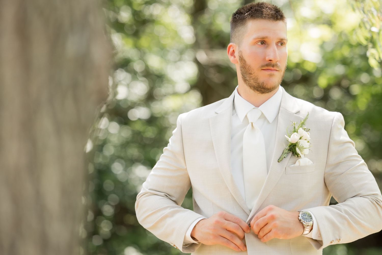 groom prep wedding day photography