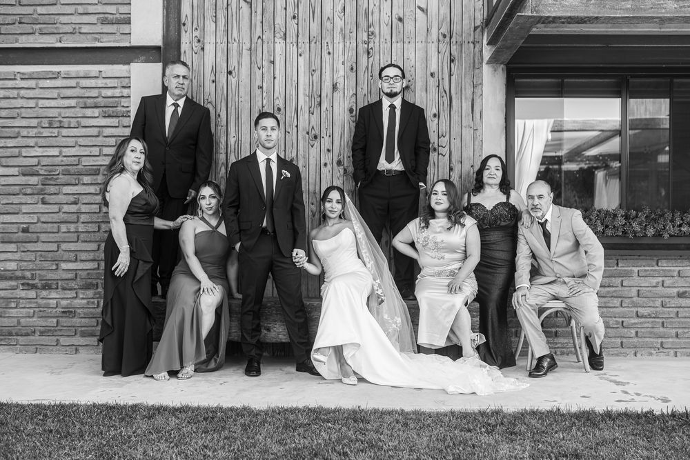 Family Potrait at Valle De Guadalupe Wedding