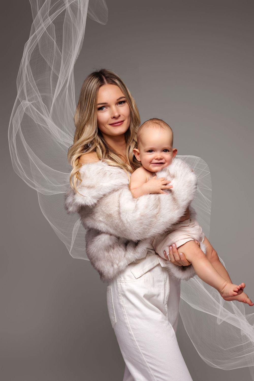 anya baba fotózás eger
családi fotós eger
mommy and me eger
stúdiós családi fotós eger
családi fotózás eger