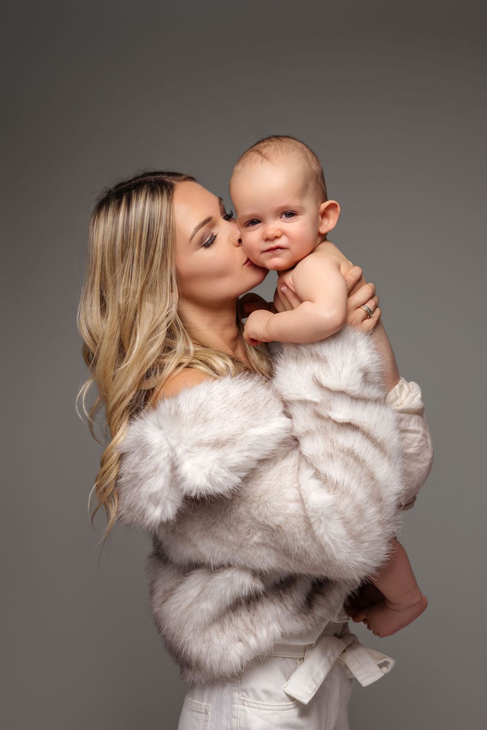 anya baba fotózás eger
családi fotós eger
mommy and me eger
stúdiós családi fotós eger
családi fotózás eger