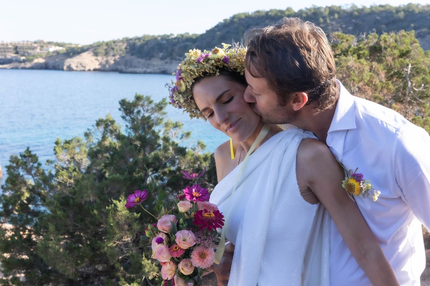 Wedding Photography.  Gorgeous natural candid wedding photography.  Dorset Wedding photography