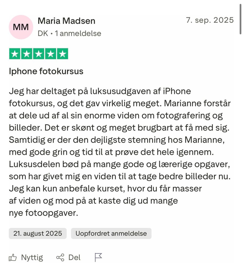 Five-star review feedback interface showing Danish text and user profile.