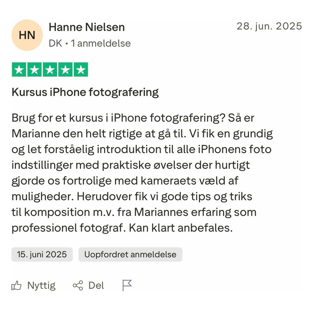 Mobile app review screen showing five star rating and user feedback.