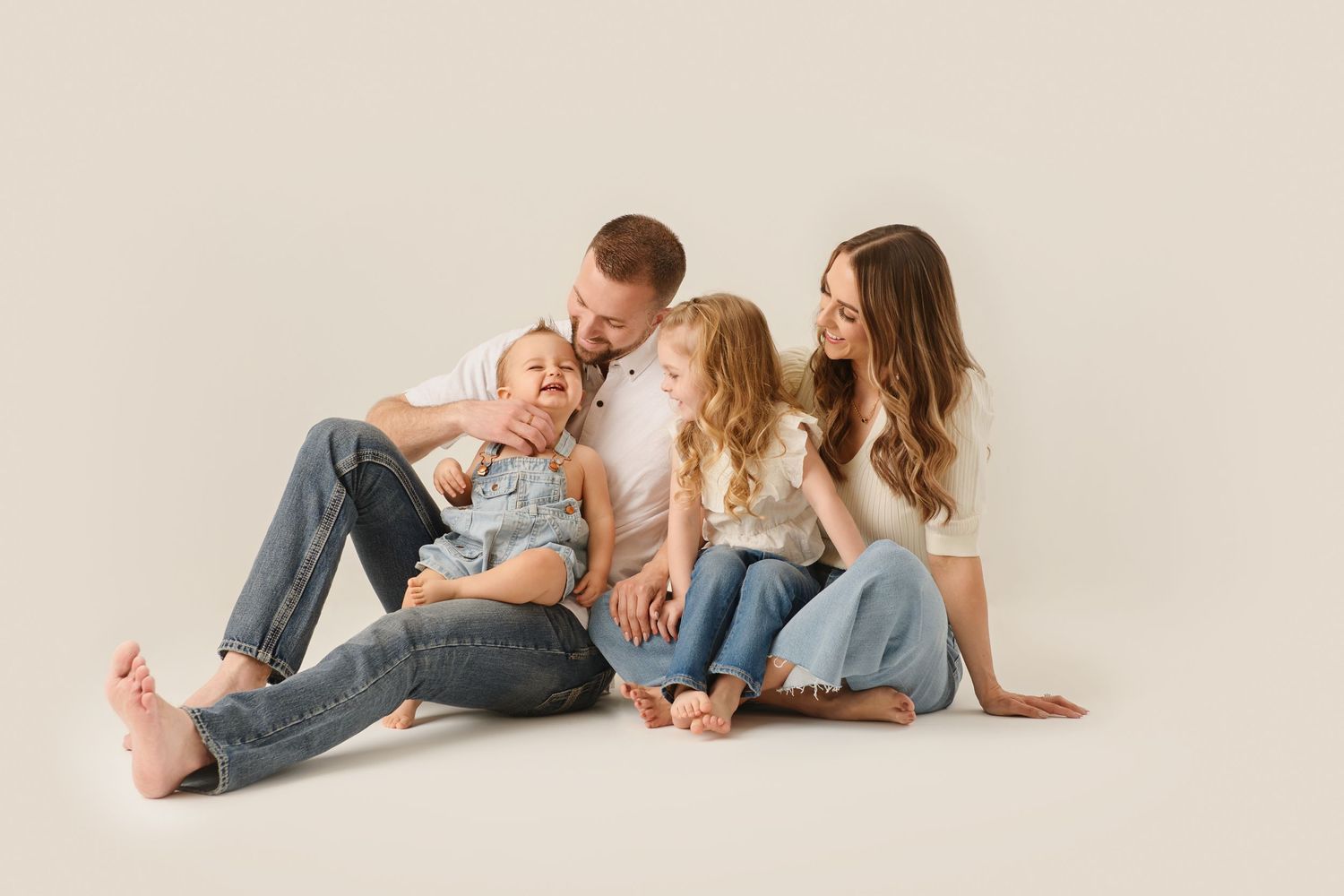 ShutterGirl Photography. Blackfoot, Idaho Falls, Pocatello family photographer. Custom timeless studio family photography