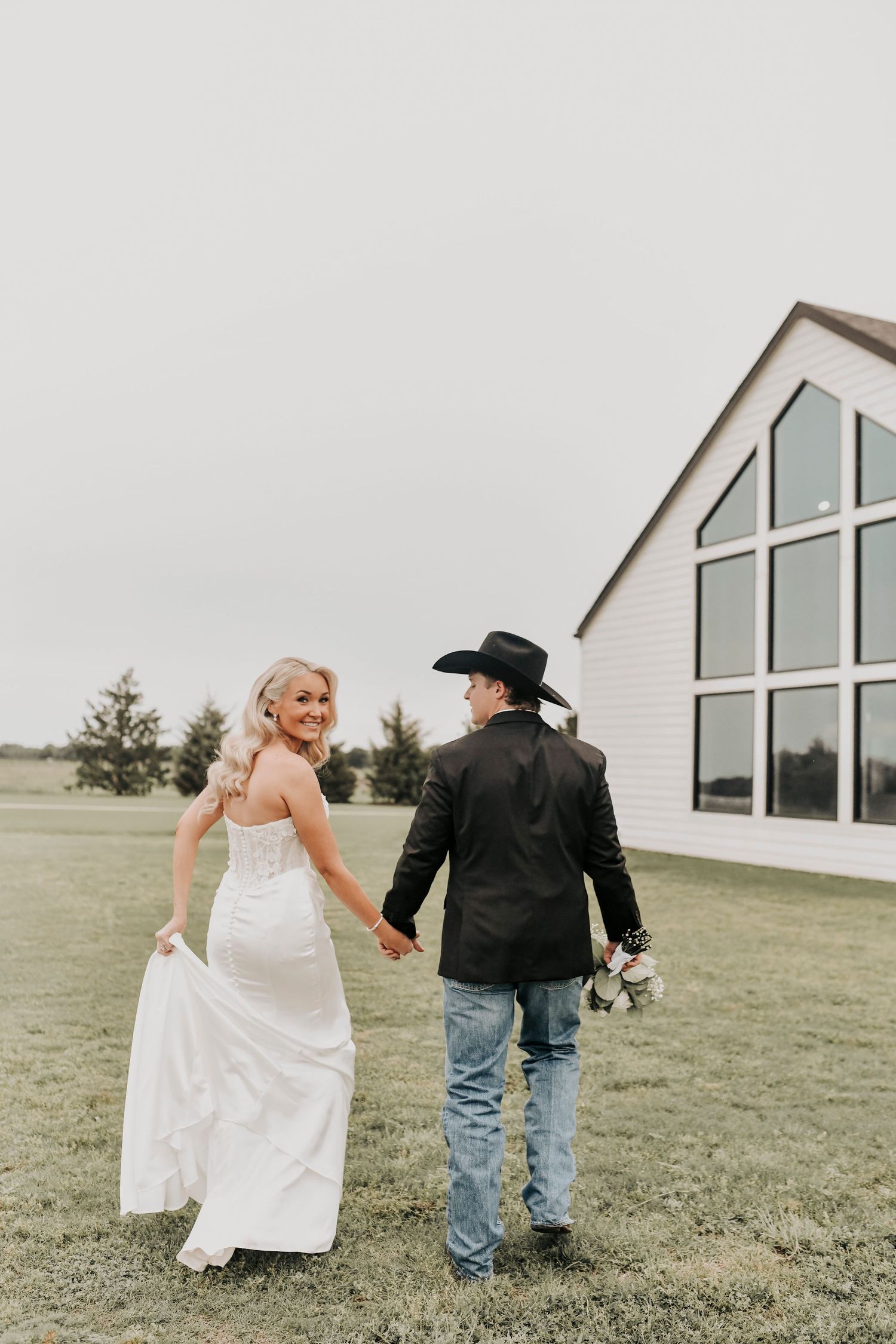 Sunset wedding portraits featuring Morgan and Trey