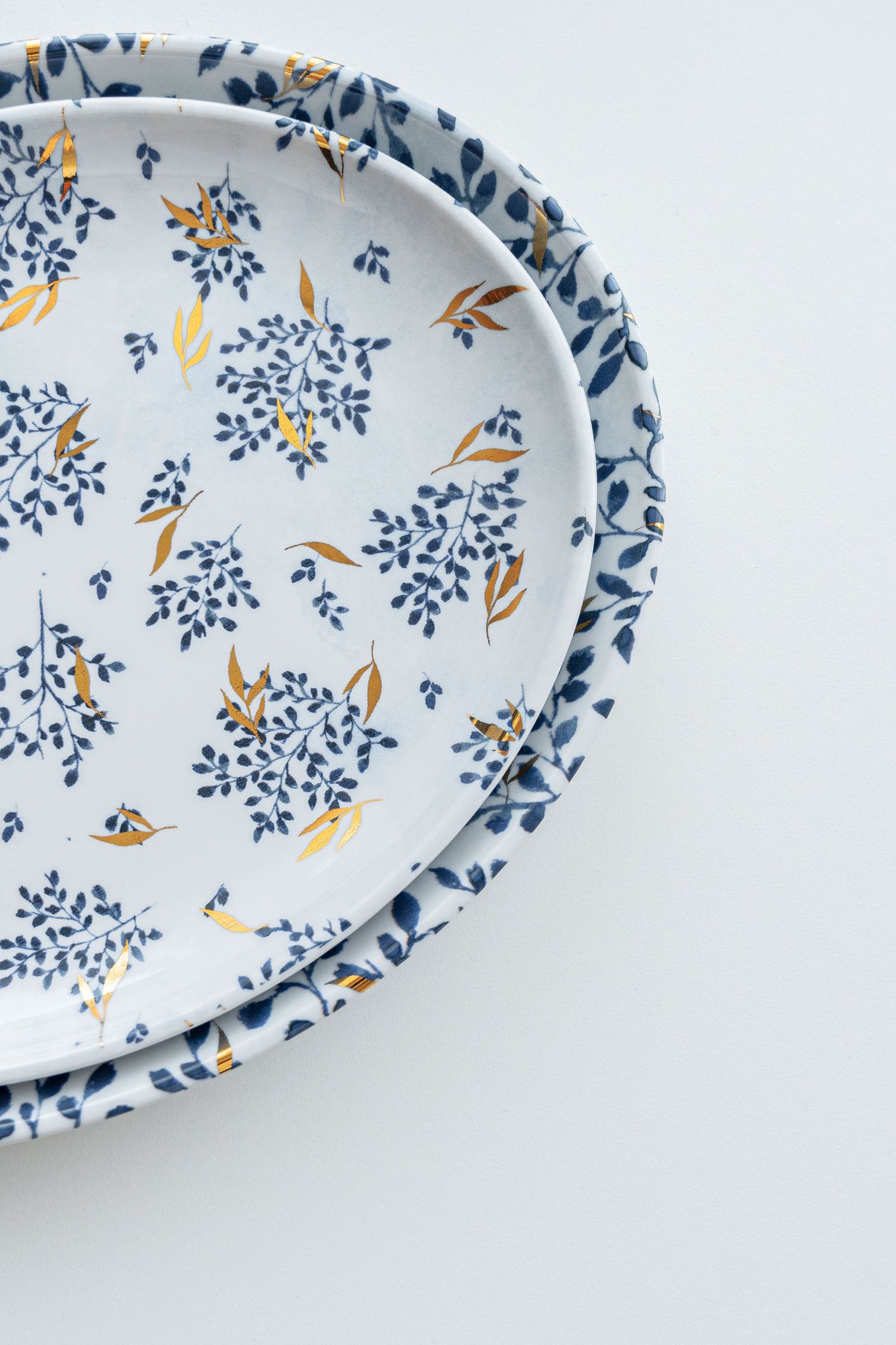 DigDital printing on hard porcelain by G. Benedikt - gold
