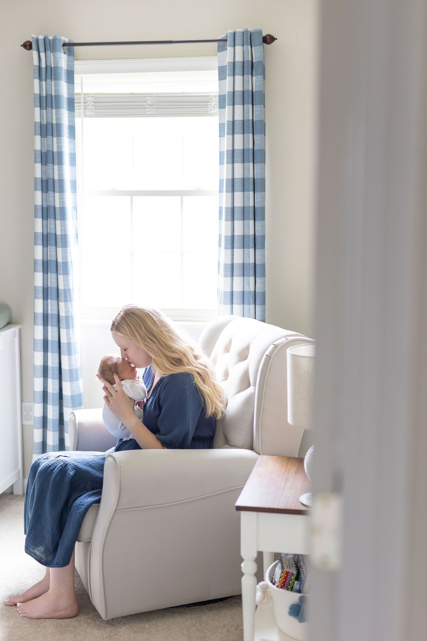 Lifestyle in-home newborn photography O'fallon, Illinois