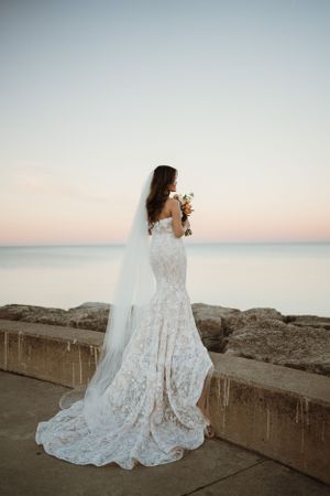 Toronto Ontario golden hour wedding  Edmonton Alberta destination wedding by Fleur de Liv Photography
