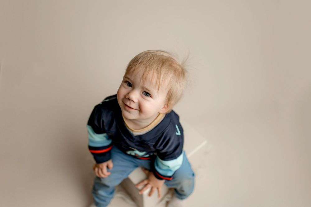 Fairbanks Alaska newborn baby and family photographer, lifestyle photography