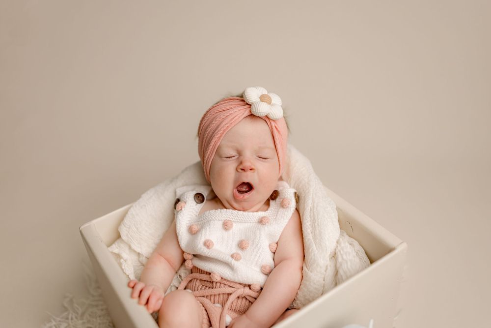 Fairbanks Alaska newborn baby and family photographer, lifestyle photography