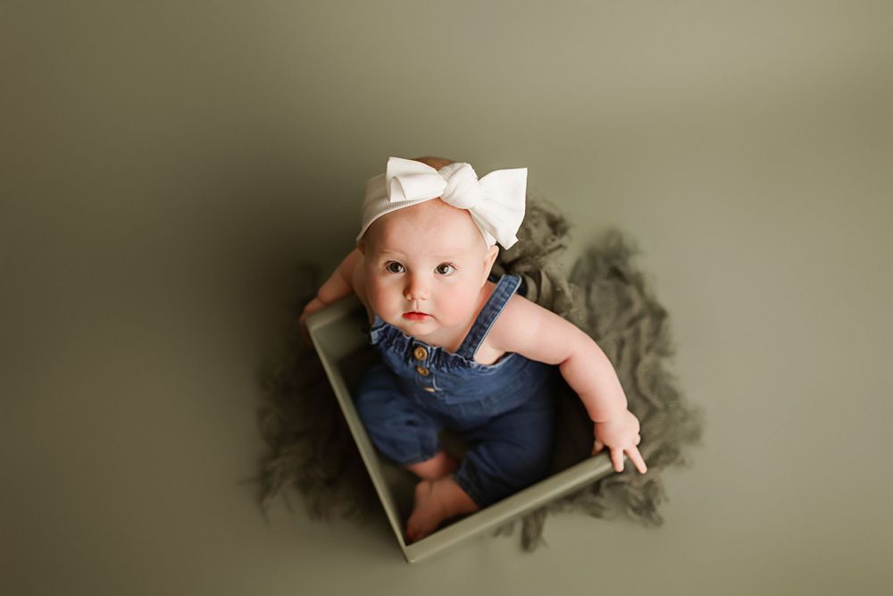 Fairbanks Alaska fine art family photos,  Fairbanks luxury family photography studio, best family photographer near me