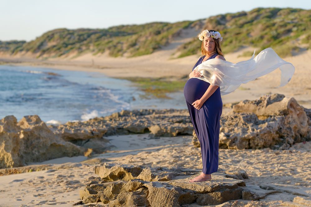 Maternity photo on beach flowing fabric - Kelly Chapman Photographer Perth