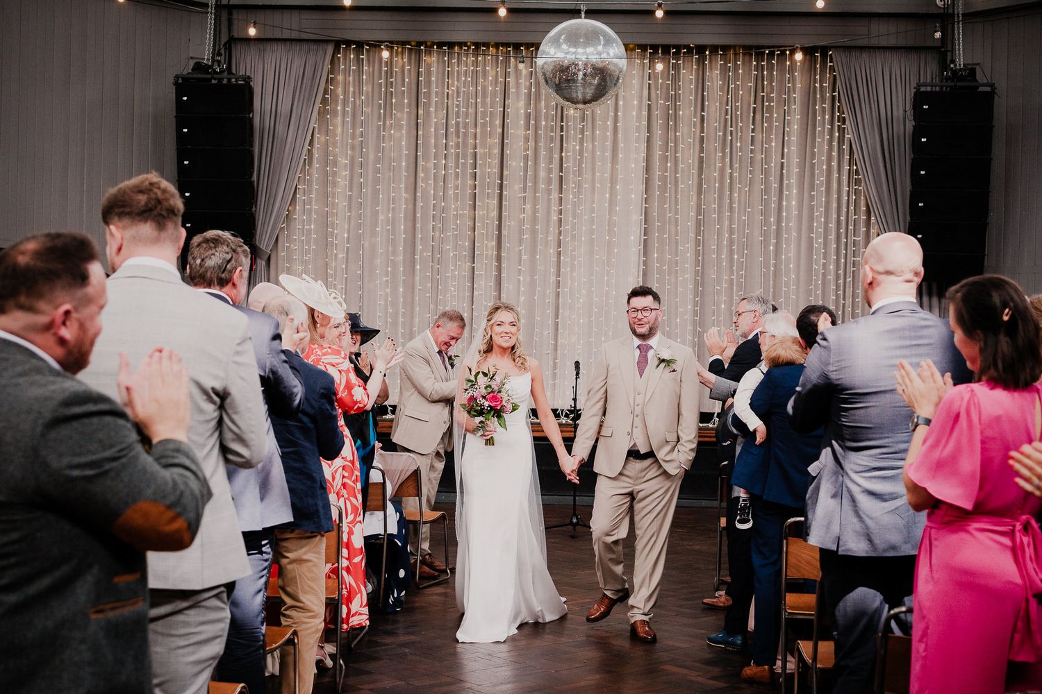 Newcastle upon Tyne Wedding Photographer. Candid relaxed portraits with Fujifilm colours. Wylam Brewery wedding photos
