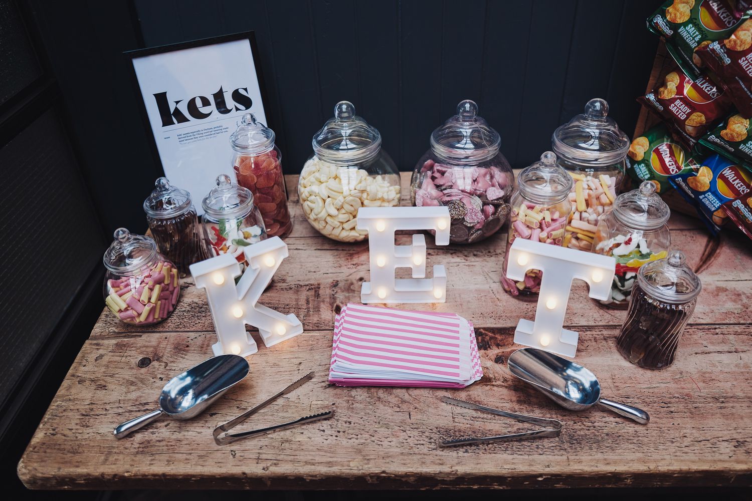 Newcastle upon Tyne Wedding Photographer. Candid relaxed portraits with Fujifilm colours. Wylam Brewery wedding photos