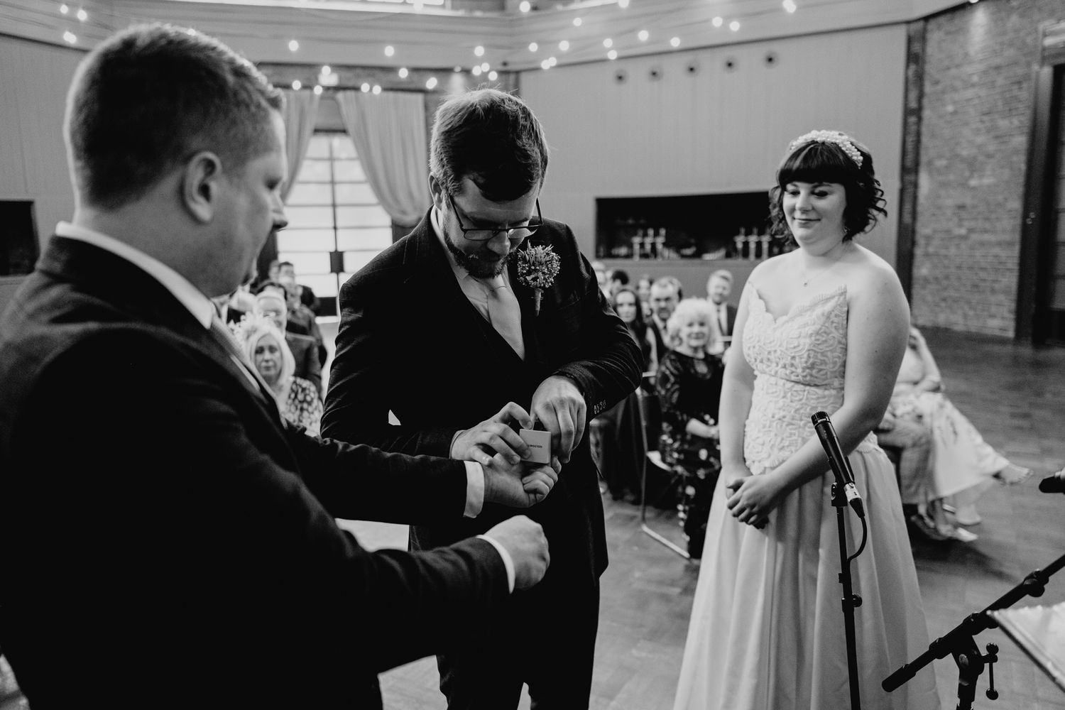 Newcastle upon Tyne Wedding Photographer. Candid relaxed portraits with Fujifilm colours. Wylam Brewery wedding photos