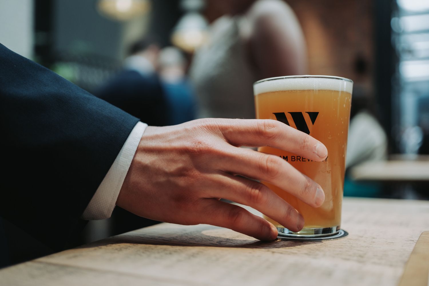Newcastle upon Tyne Wedding Photographer. Candid relaxed portraits with Fujifilm colours. Wylam Brewery wedding photos