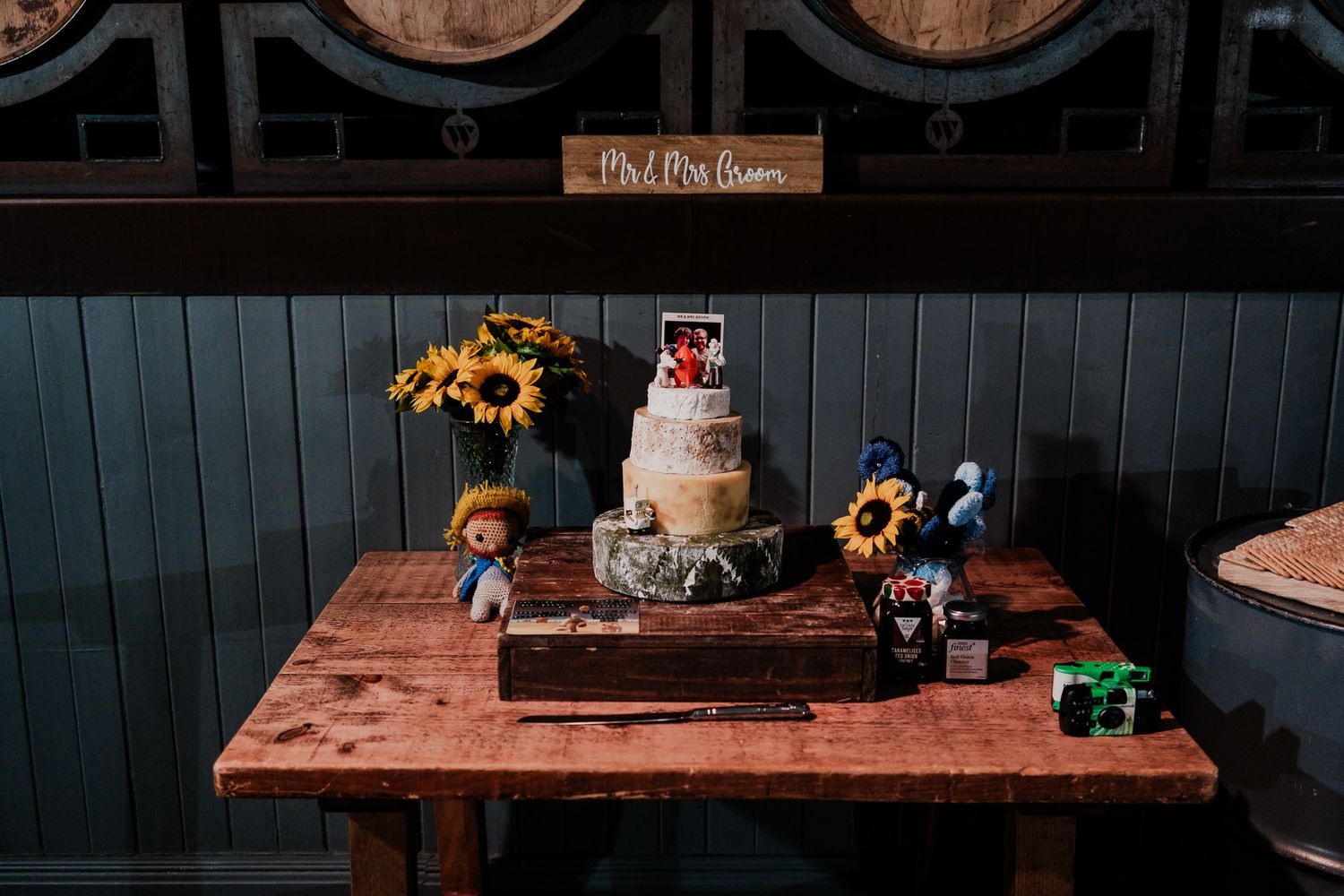 Newcastle upon Tyne Wedding Photographer. Candid relaxed portraits with Fujifilm colours