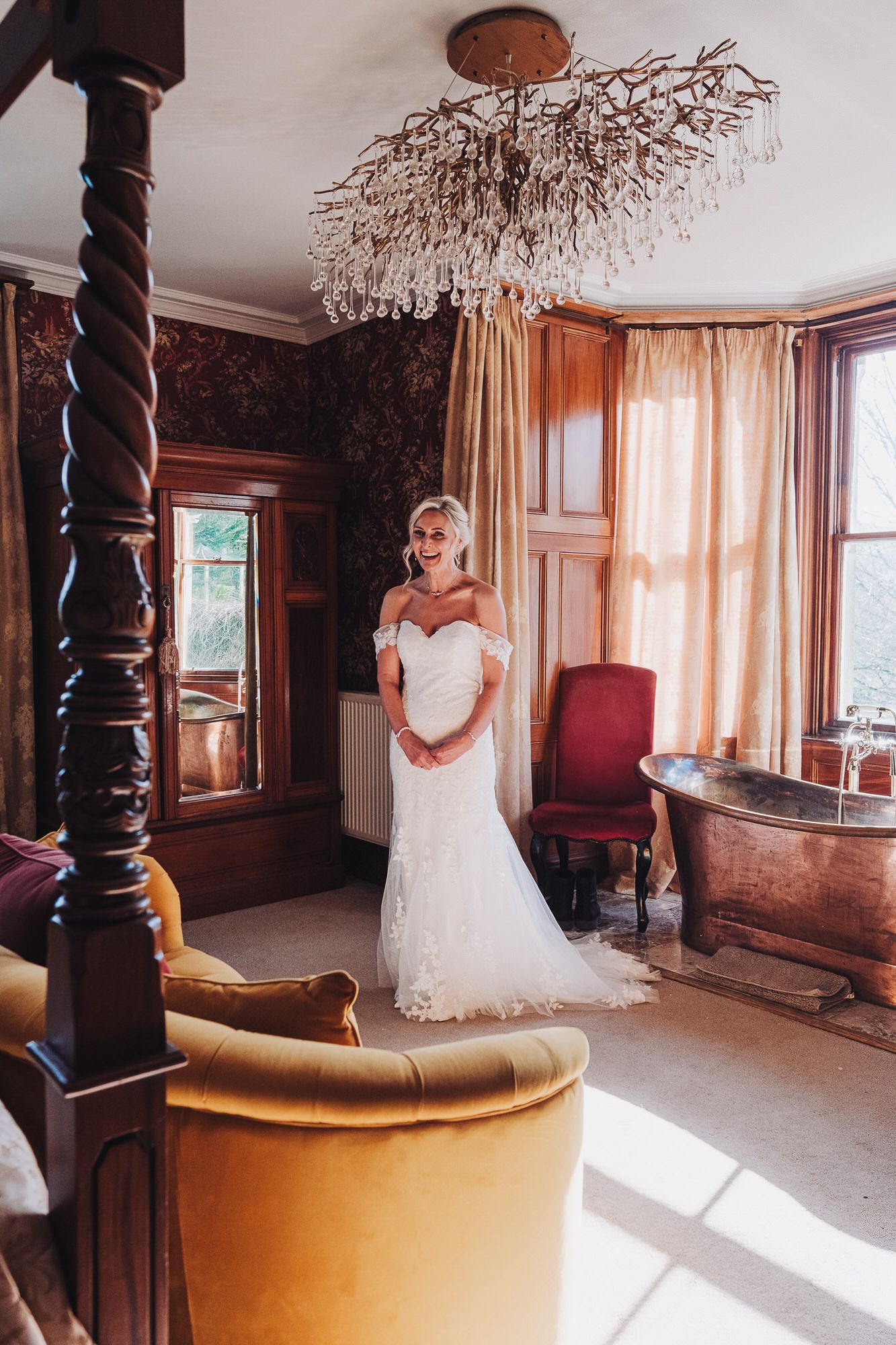Scottish Borders Wedding Photographer, documentary candid best award. Highly rated wedding photographer.