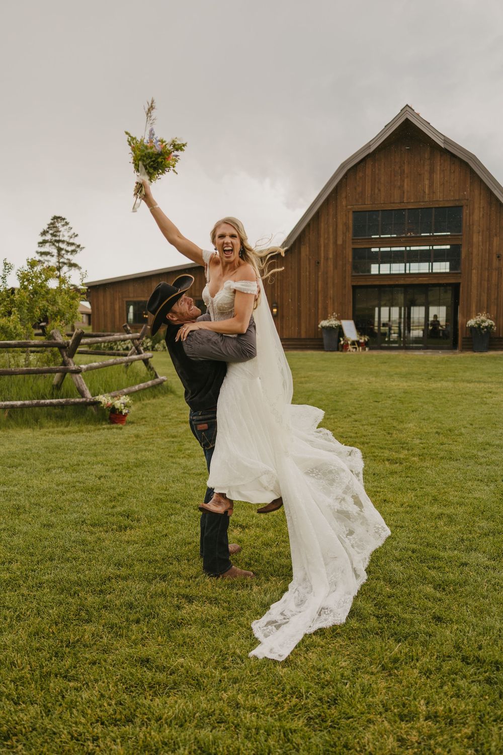 Ceremony at Copper Rose Ranch on her rainy wedding day in Pray, Montana Paradise Valley captured by Pray, Montana Wedding photographer