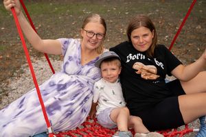 Familie bei einem entspannten Familienshooting
