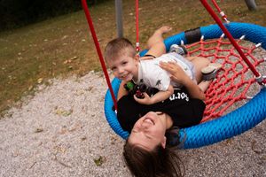 Familie bei einem entspannten Familienshooting