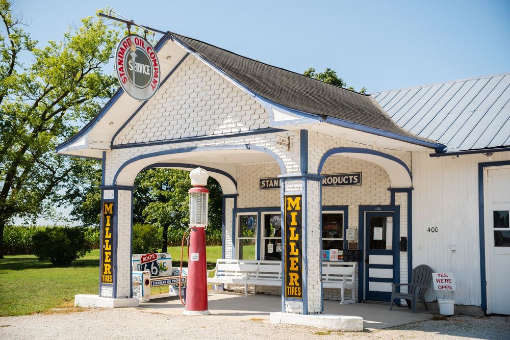 Service Stations on Route 66 in Illinois. September 4, 2026. Photo: David Manning.