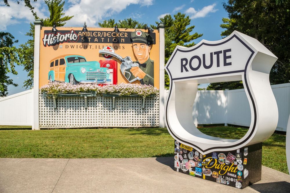 Service Stations on Route 66 in Illinois. September 4, 2026. Photo: David Manning.