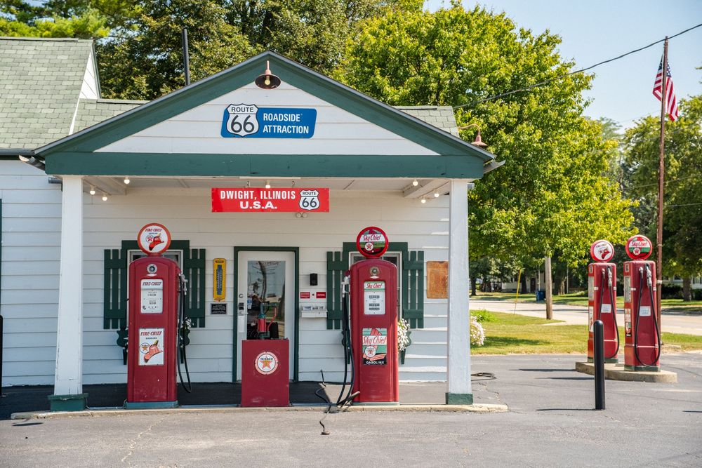 Service Stations on Route 66 in Illinois. September 4, 2026. Photo: David Manning.