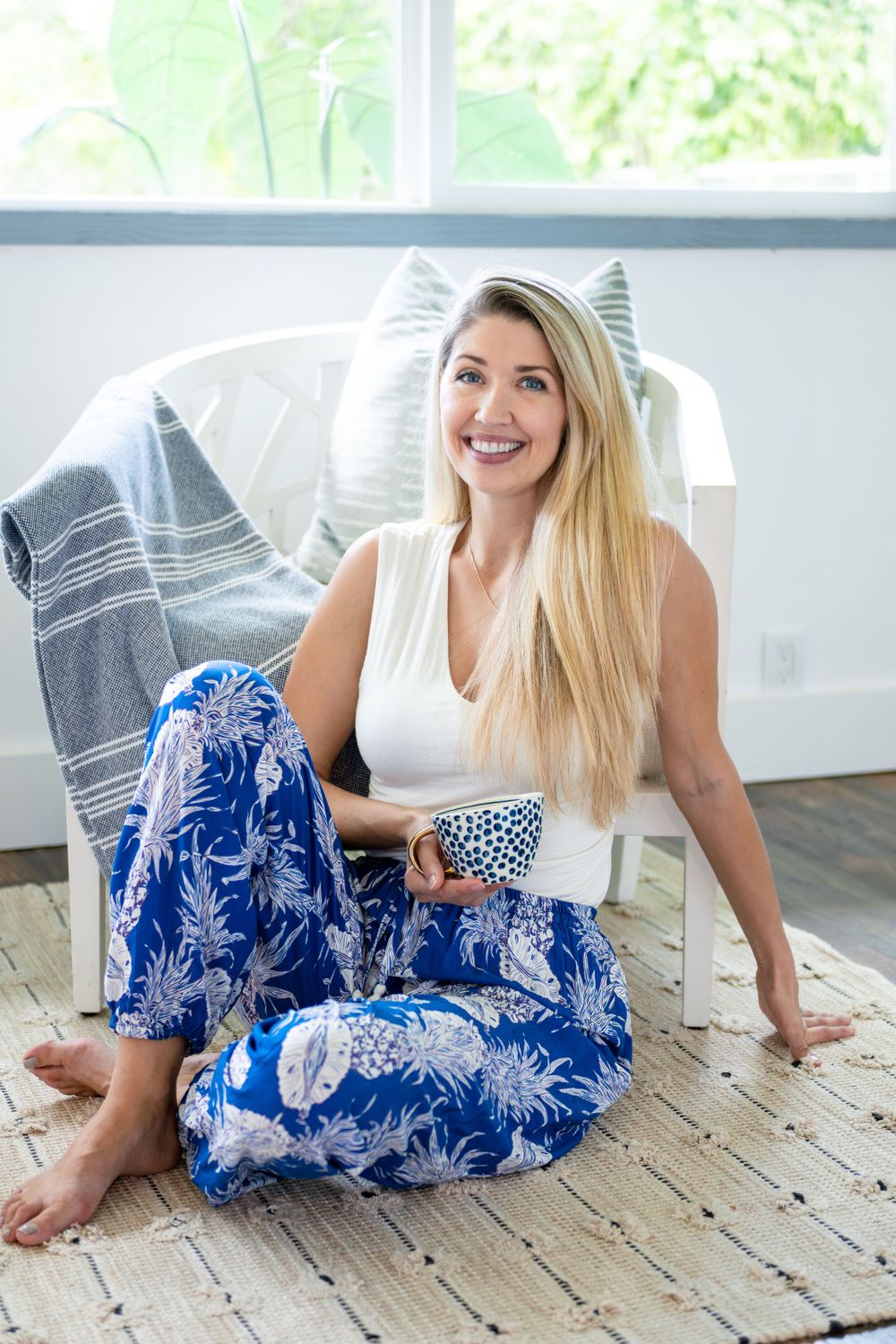 Professional branding photos in Kailua Oahu for a boutique real estate company.