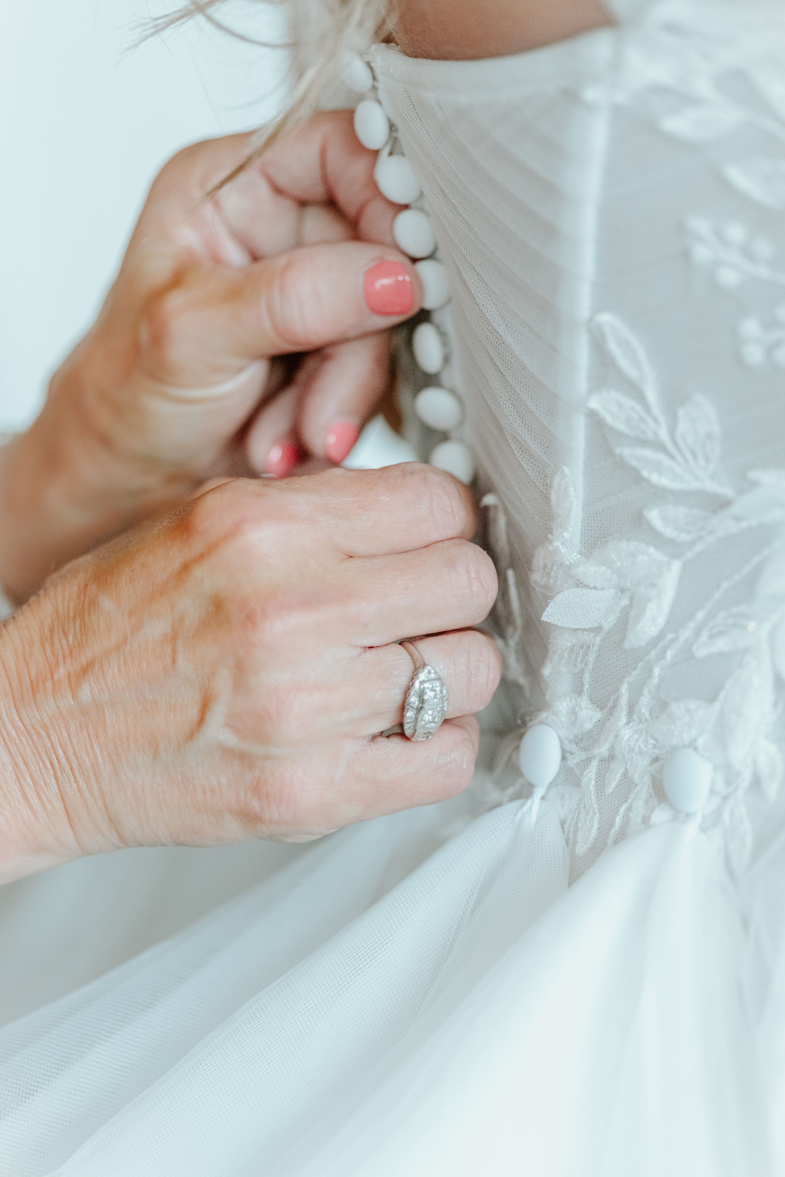The Honey Farm wedding photography Dayton, OH wedding photographer Springboro, oh wedding photographer