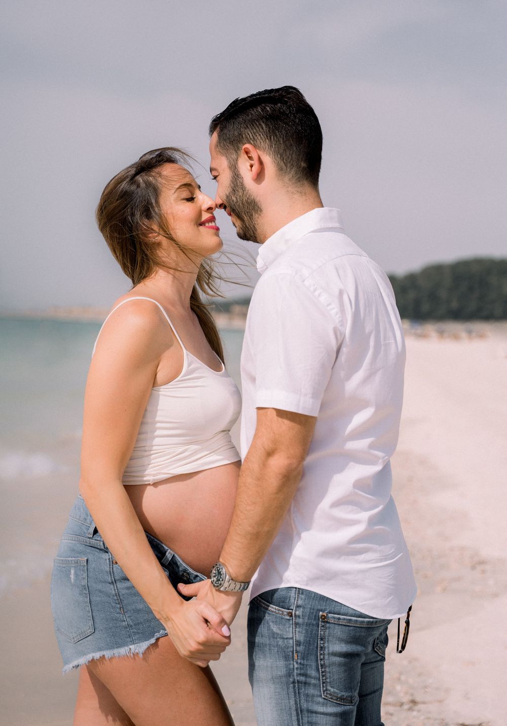 Dubai maternity photoshoot / Desert maternity photoshoot