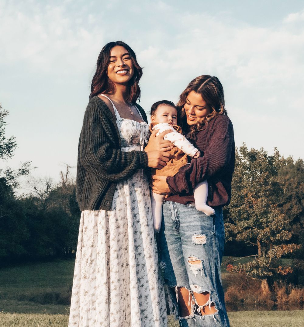 Natural family photography capturing real moments, love, and connection. Stress-free sessions designed to preserve meaningful memories.