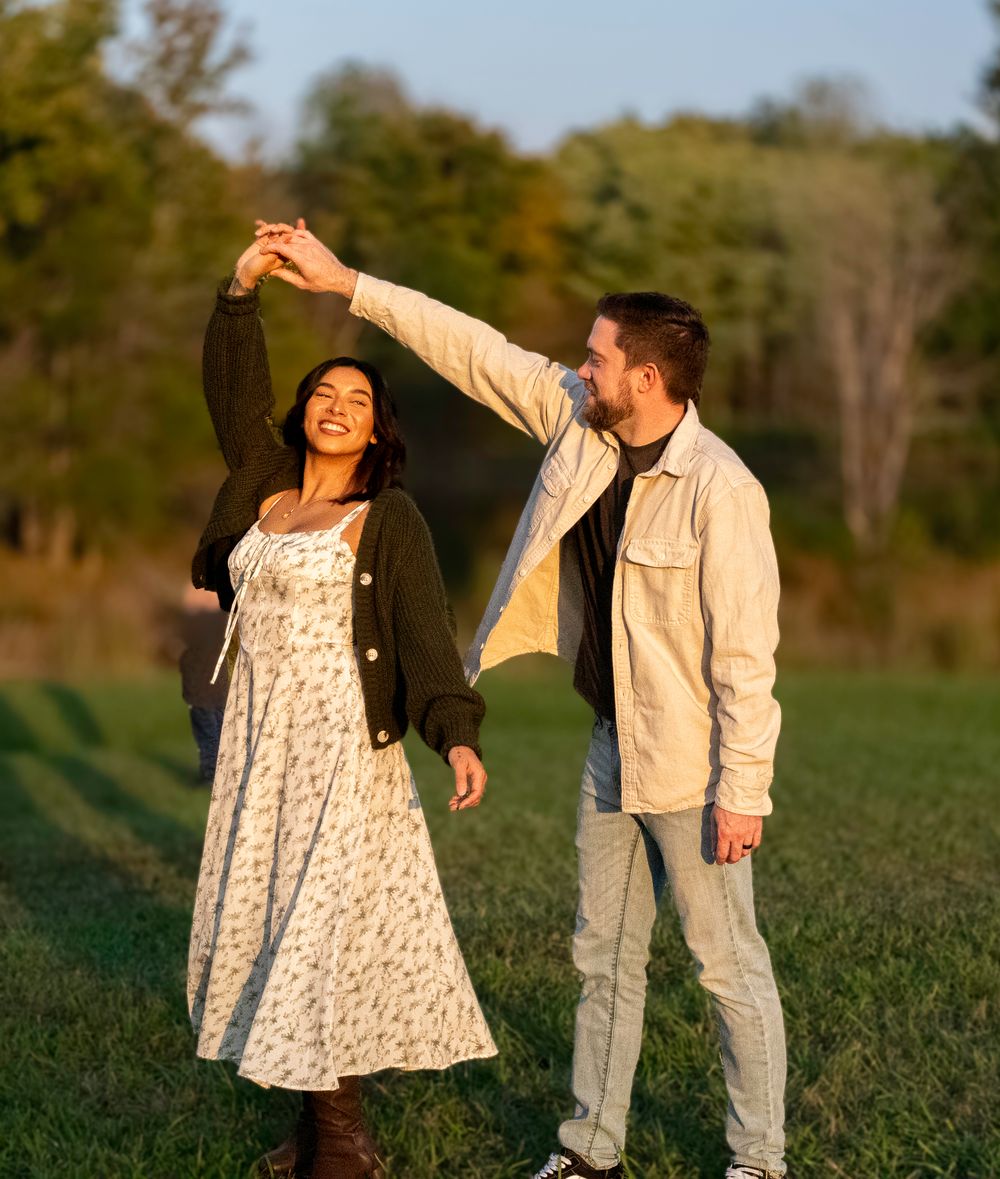 Celebrating your family by capturing real moments, love, and connection in photos. Stress-free sessions designed for meaningful memories.