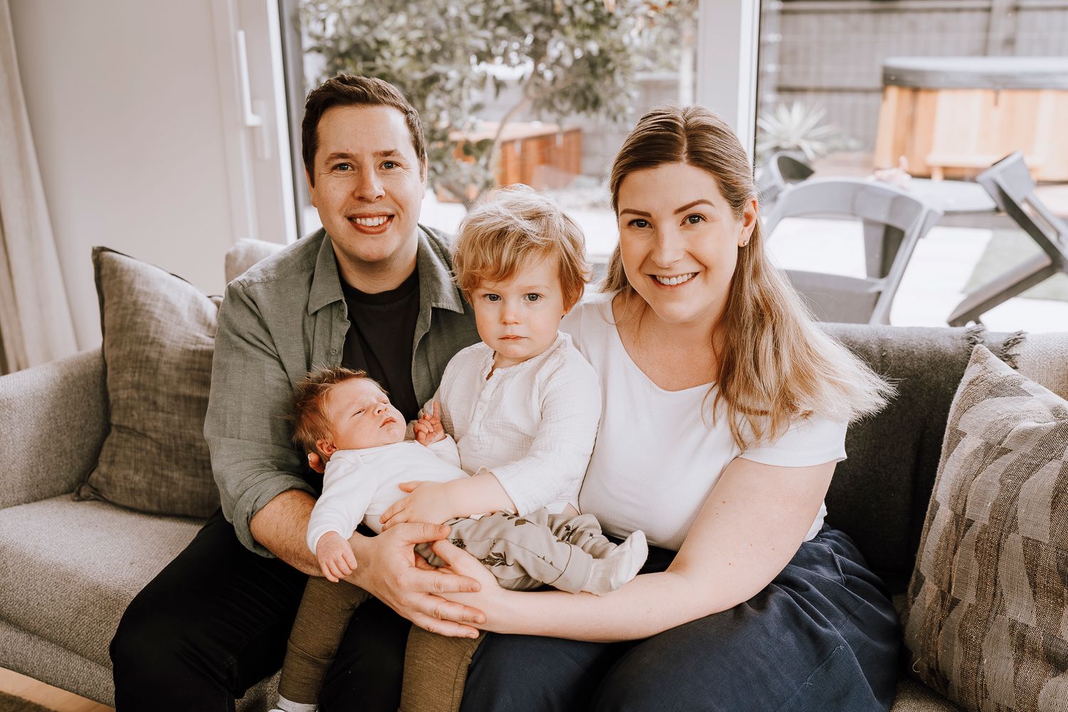 Christchurch wedding photographer. Christchurch family photographer.