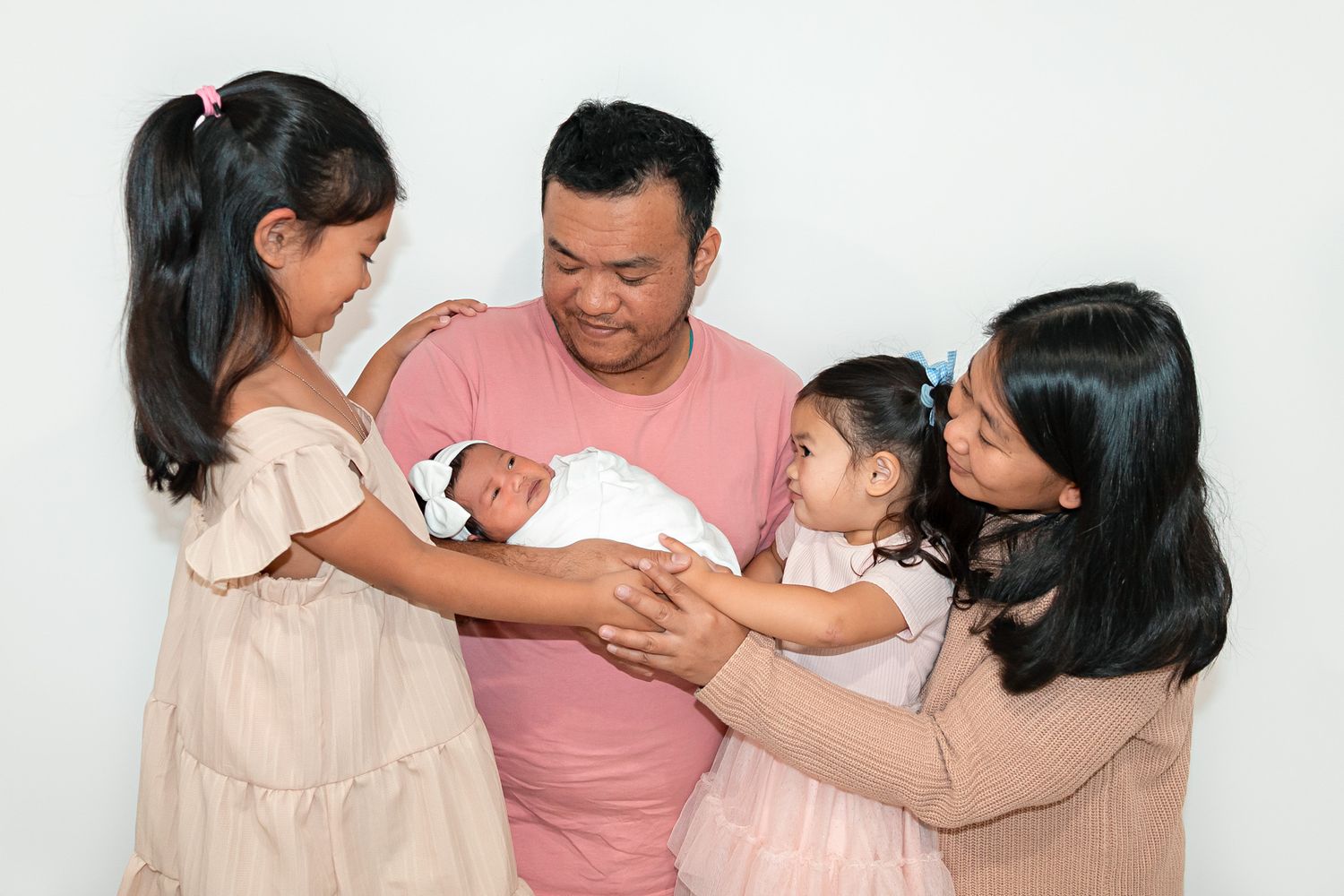 family portrait at a gold or silver newborn session