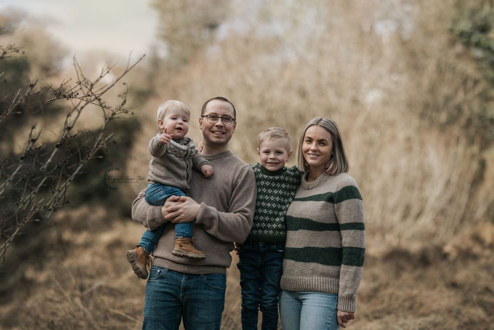 familie fotograf haugesund, fotograf haugesund, familie foto haugesund, familie på 4 fra åkrehamn