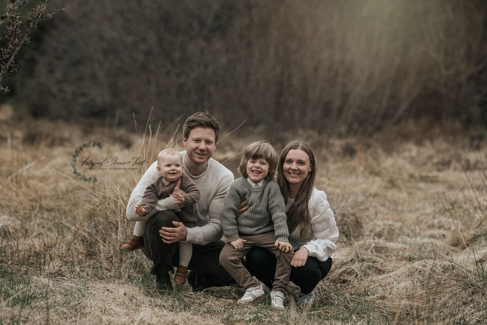 profesjonell fotograf haugesund med forskjellige lokasjoner på haugalandet, fotograf med kunder fra sauda-bømlo-stord-stavanger-bokn
