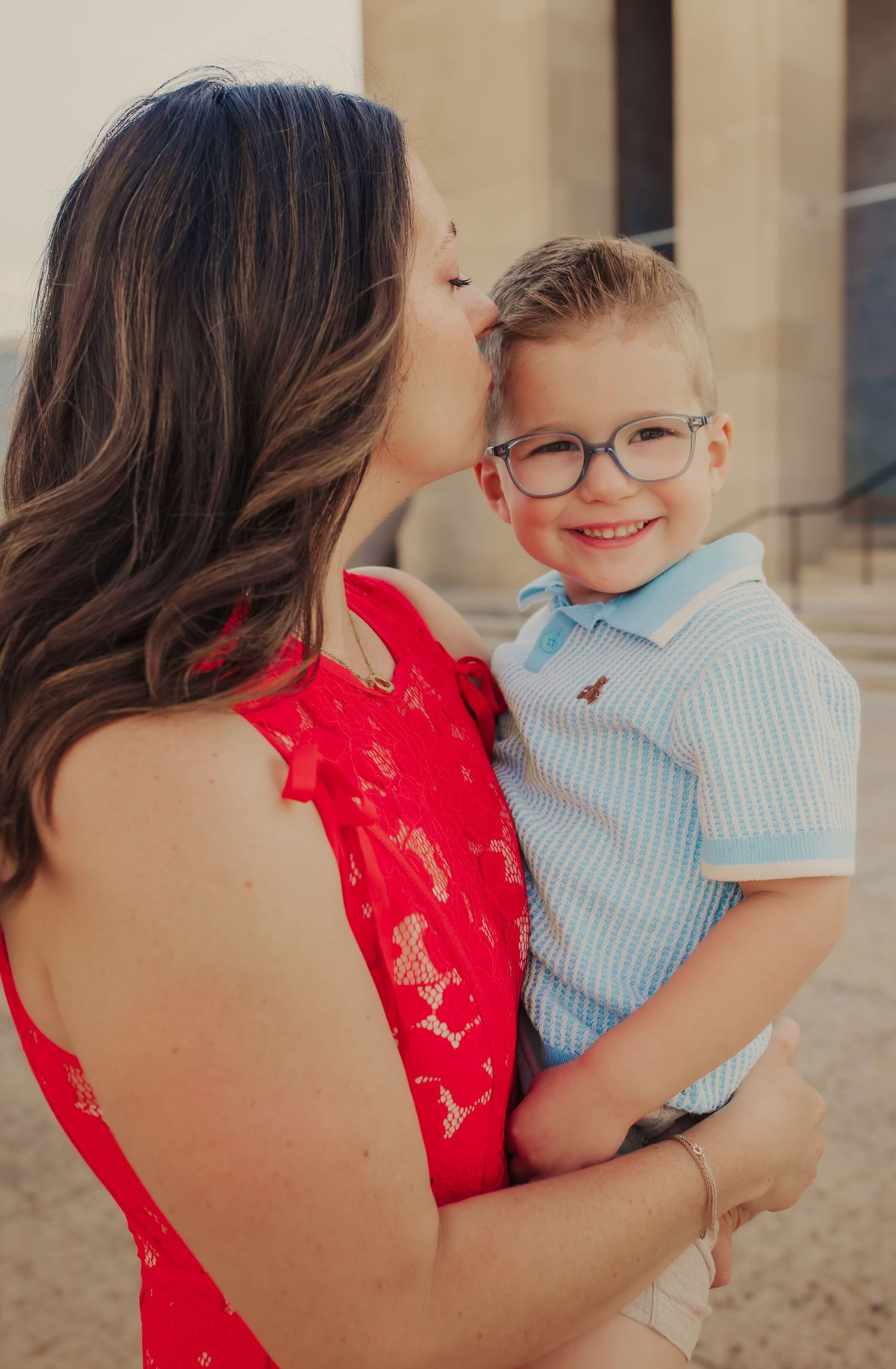 Mom and son photo during family session in Wimbledon.