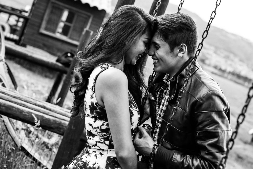 Sesion de Fotografia en el Estelar Paipa Hotel y Centro de Convenciones- Foto de una pareja joven