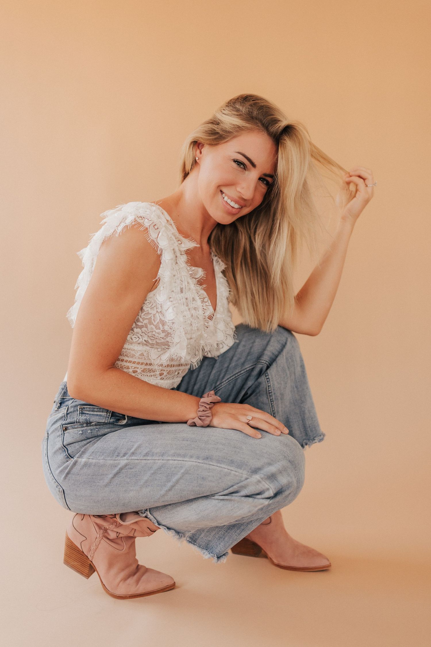 arizona photographer maternity studio couples sunset outdoors family photoshoot desert phoenix scottsdale photos